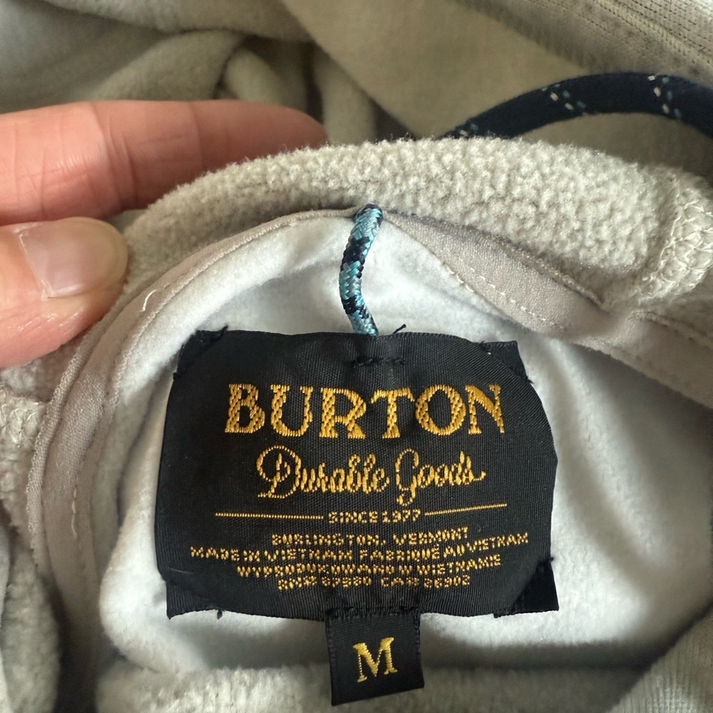 Burton Women’s Hoodie - Picture 3 of 5